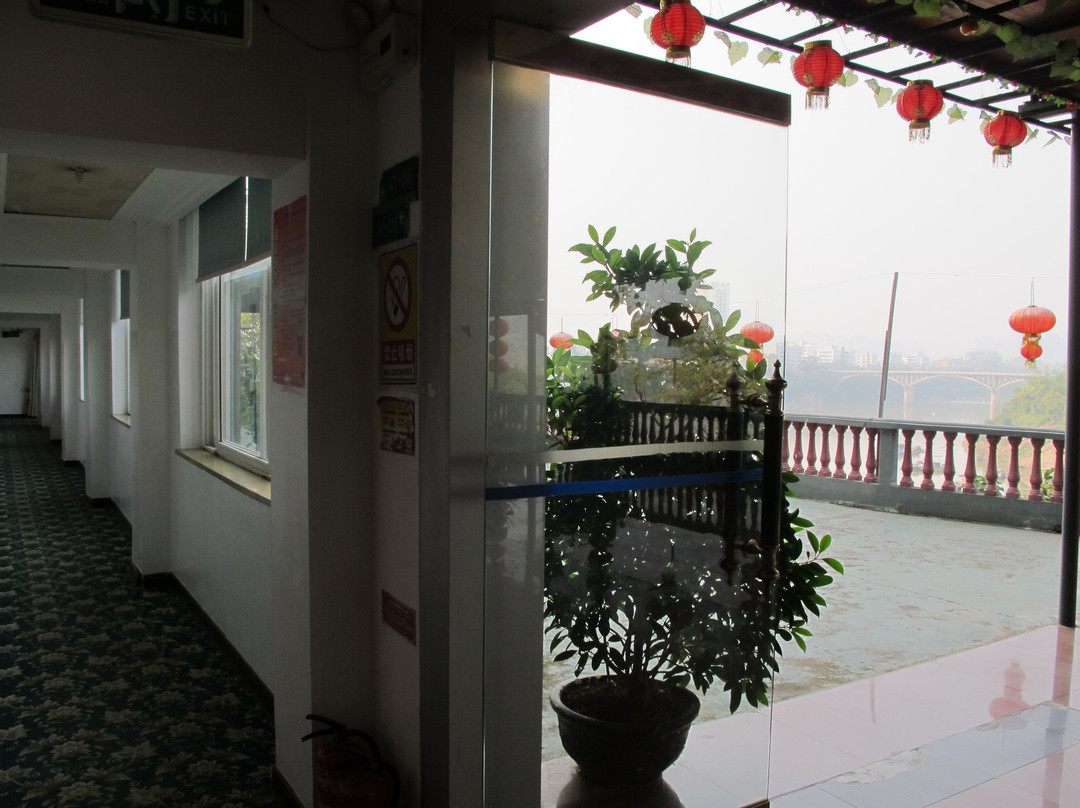 阳光大酒店主图