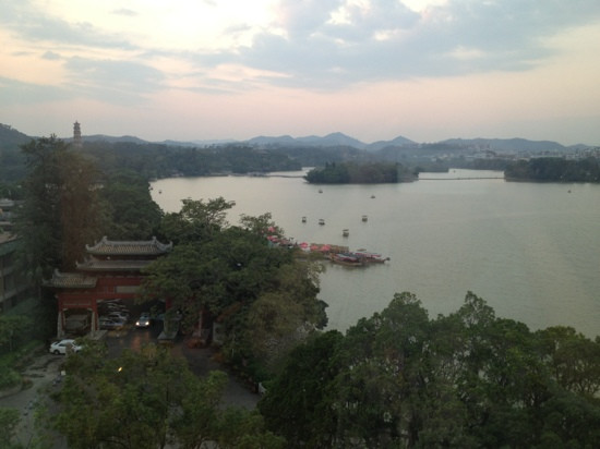 惠艺酒店（惠州西湖水东街店）主图