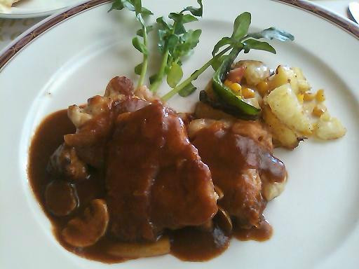 ベーカリーレストランサンマルク 多摩南野店