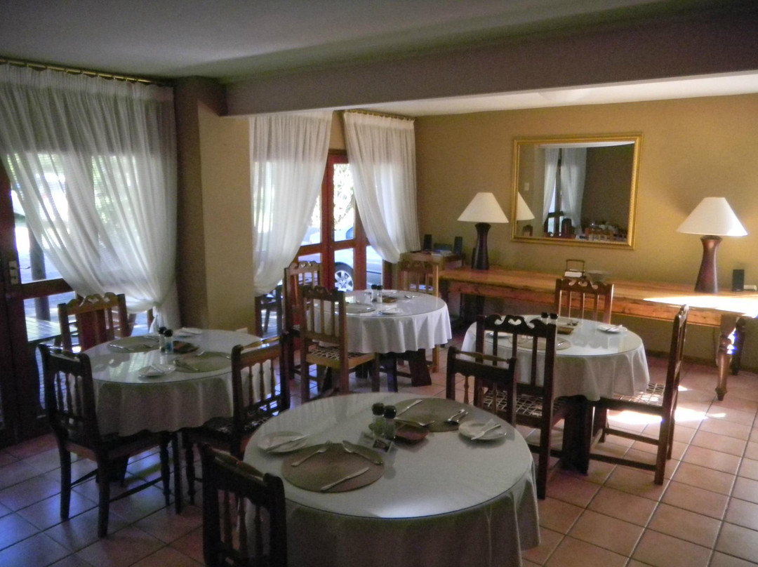 Rheenendal酒店住宿-Rest-a-While Lodge