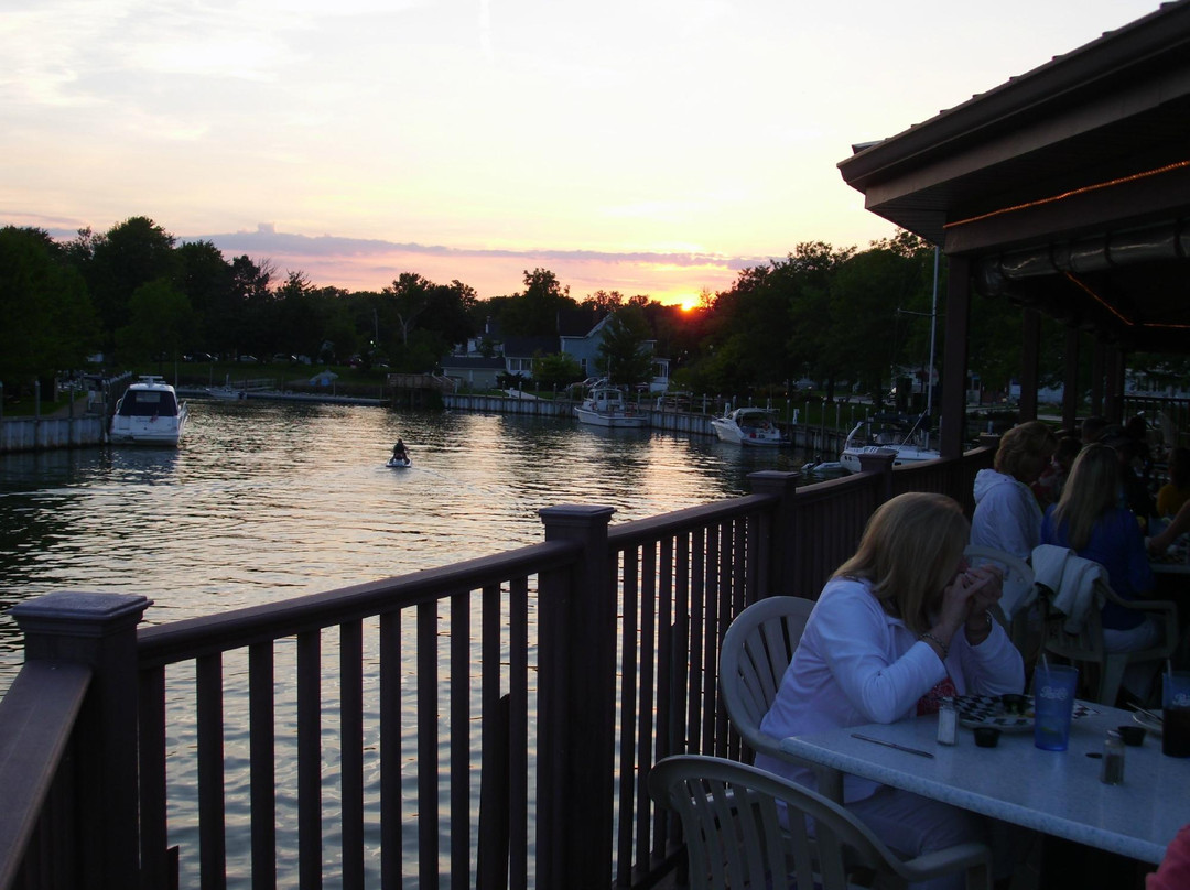 Saint Clair餐馆和美食-Pepper Joe's