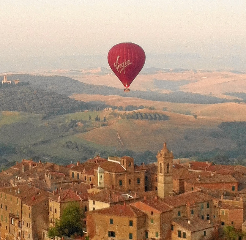 Ballooning in Tuscany景点图片