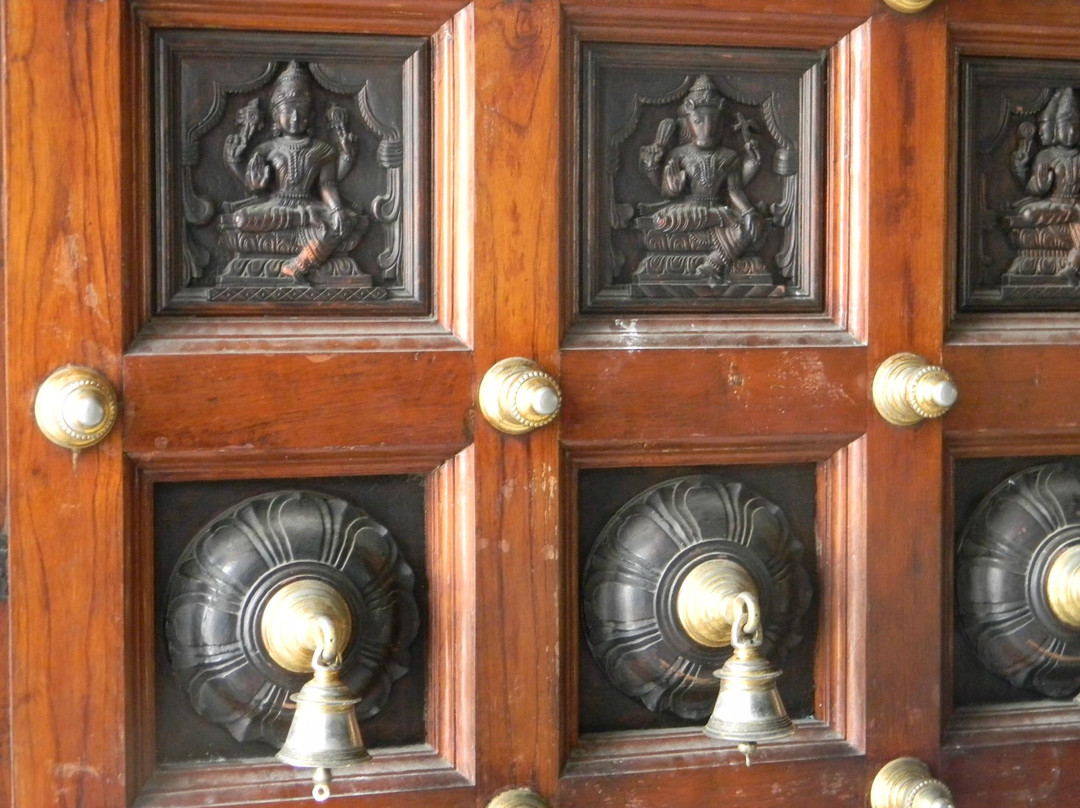 斯里-维拉玛卡里雅曼兴都庙-新加坡必去景点