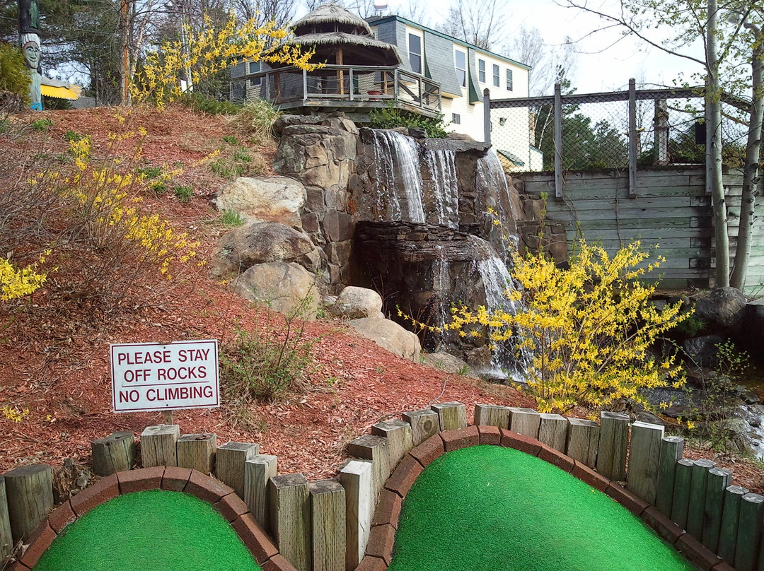 Banana Village Mini Golf-北康威必去景点