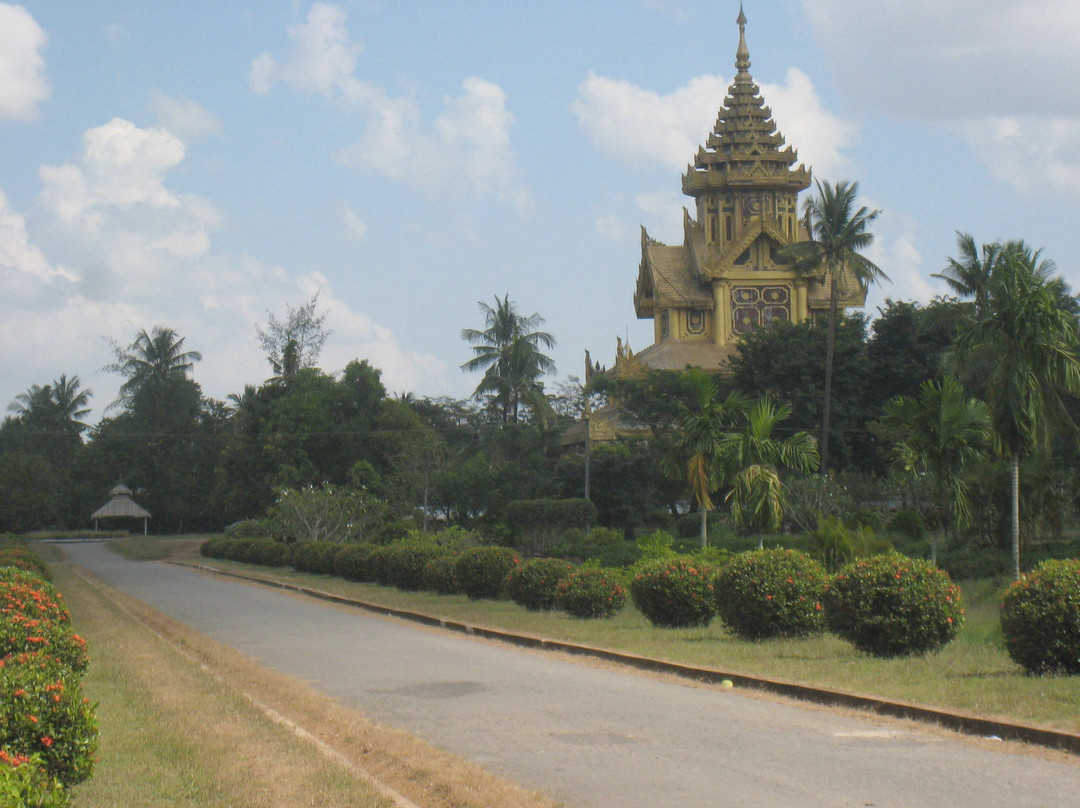 Kambazathadi Golden Palace-勃固必去景点