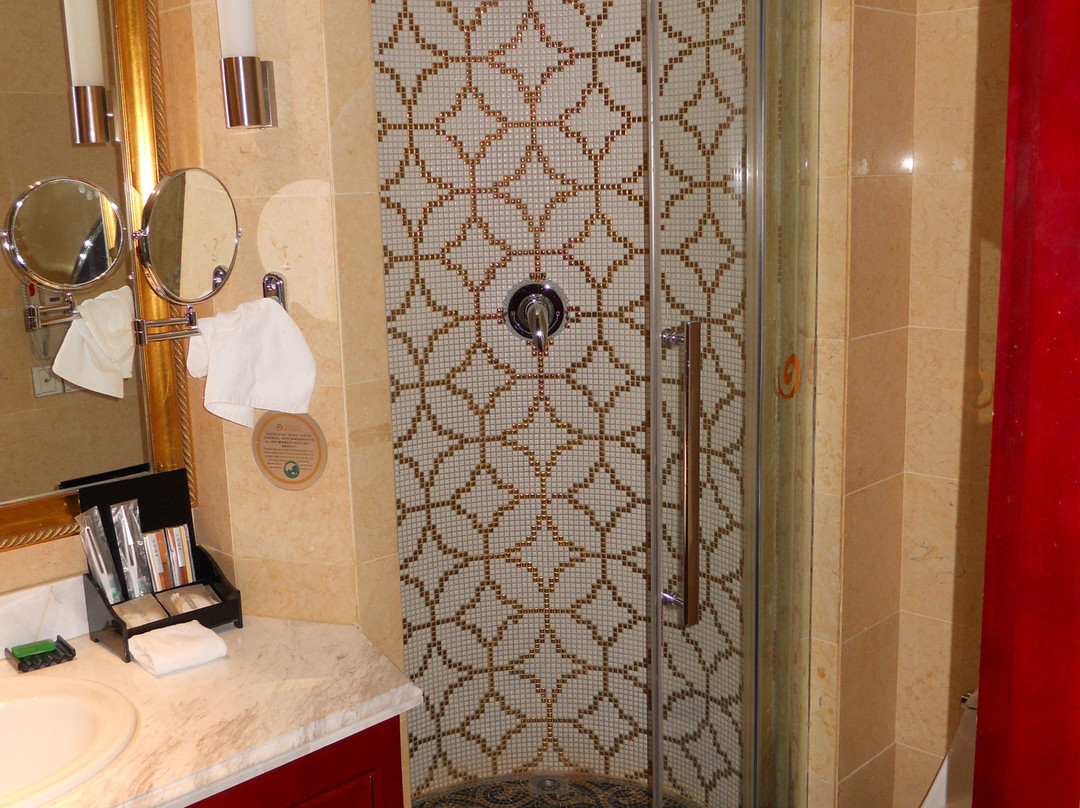 华玺大酒店主图