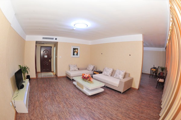 龙韵假日酒店主图