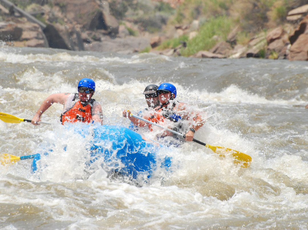 Lost Paddle Rafting-卡农城必去景点