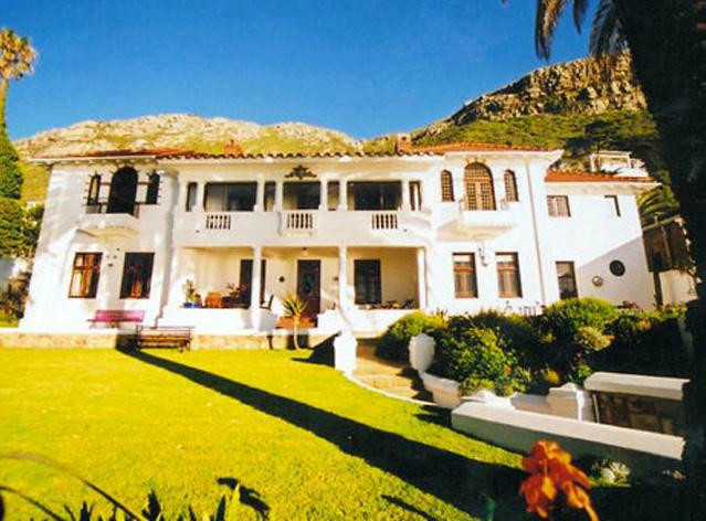 Villa St James