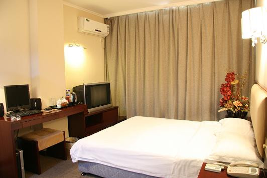 合肥一路同行商旅酒店南七店主图