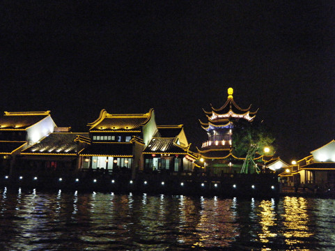 苏州护城河-苏州市必去景点