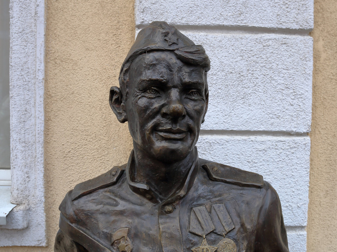 Monument to Vasiliy Tyorkin景点图片