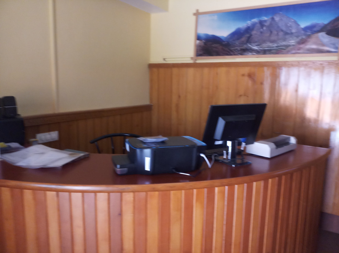 Hotel Pahuna Ghar