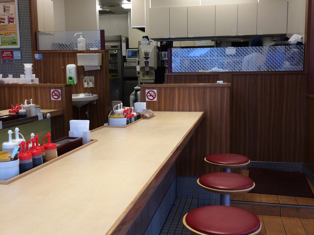 松屋 狭山市駅前店