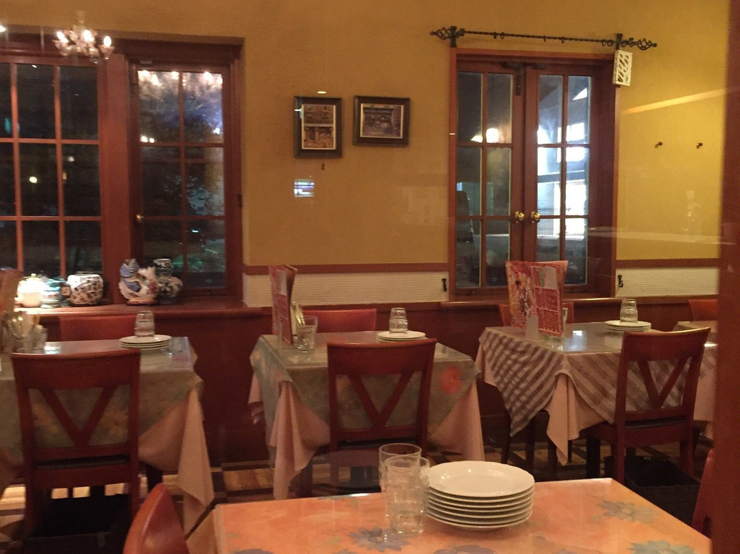 ドルチェモスカート　茨木白川店