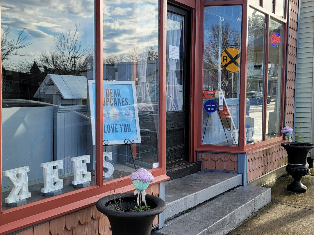 Kee's Cookies & Cupcakes