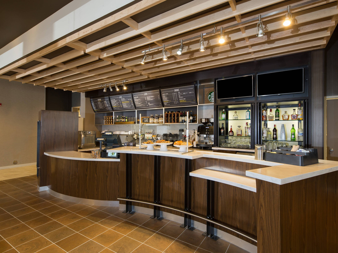 Courtyard by Marriott Bay City主图