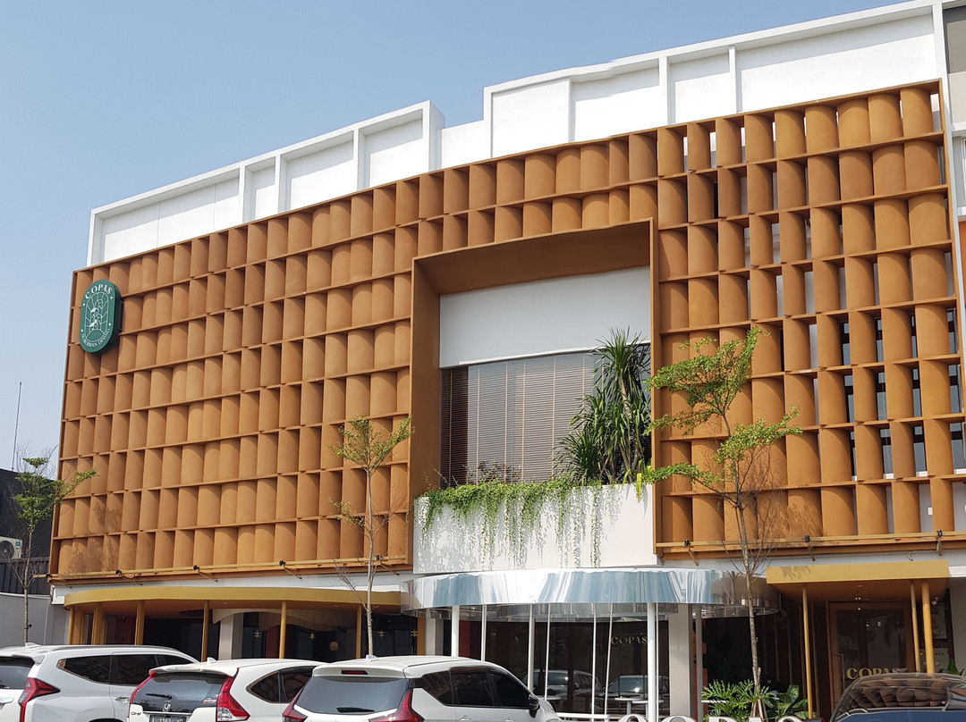 Medanglestari餐馆和美食-Copas Suburban Dining