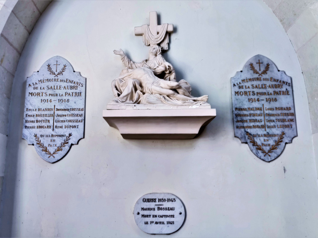 Eglise Saint Hilaire景点图片