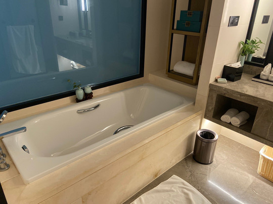 丹阳香逸大酒店主图