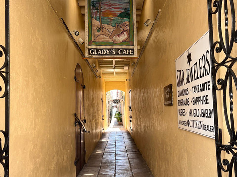 St. Thomas Food Tours-圣 托马斯必去景点