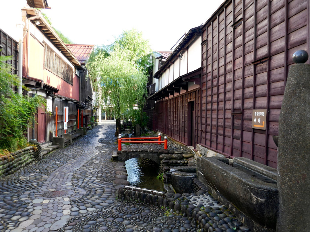 Yanaka Mizu no Komichi-郡上市必去景点