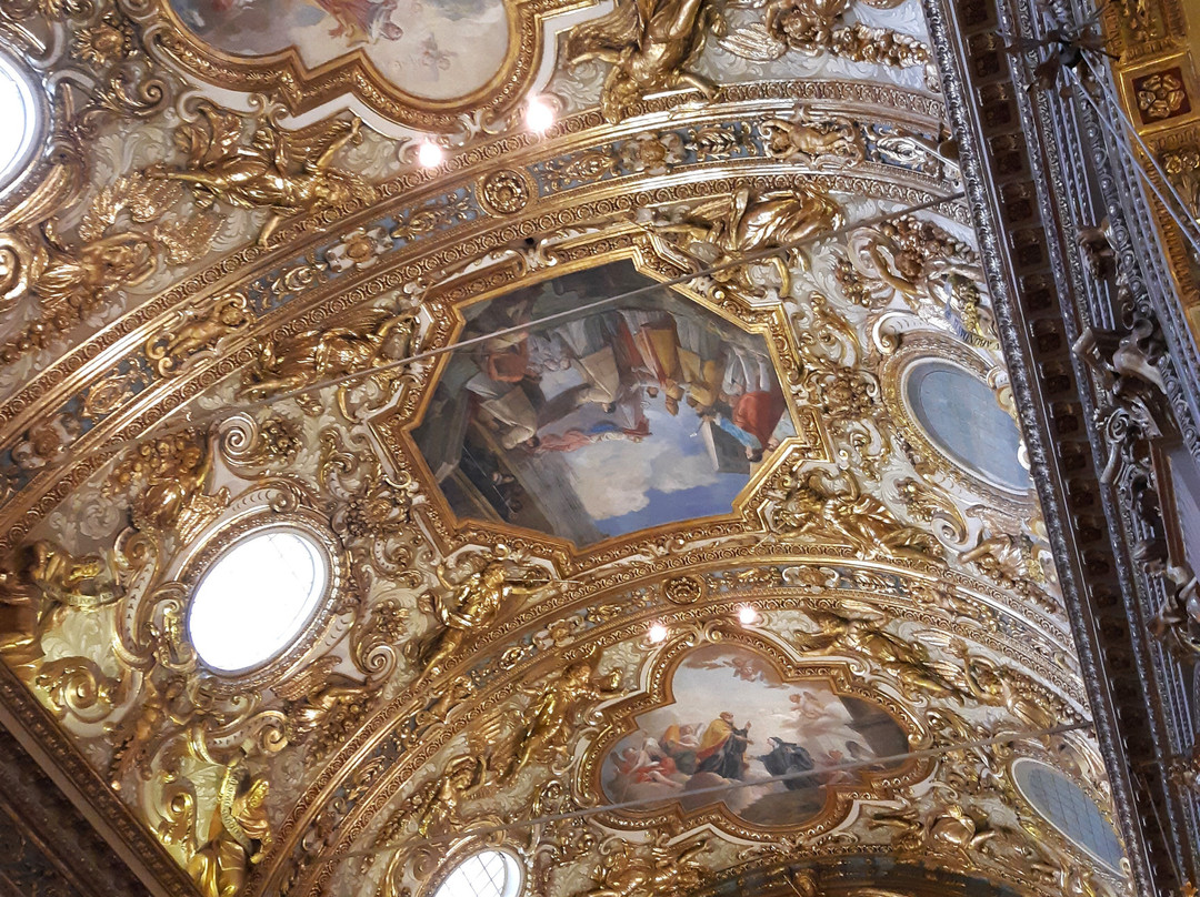 Monastero di Santa Grata in Columnellis-贝加莫必去景点