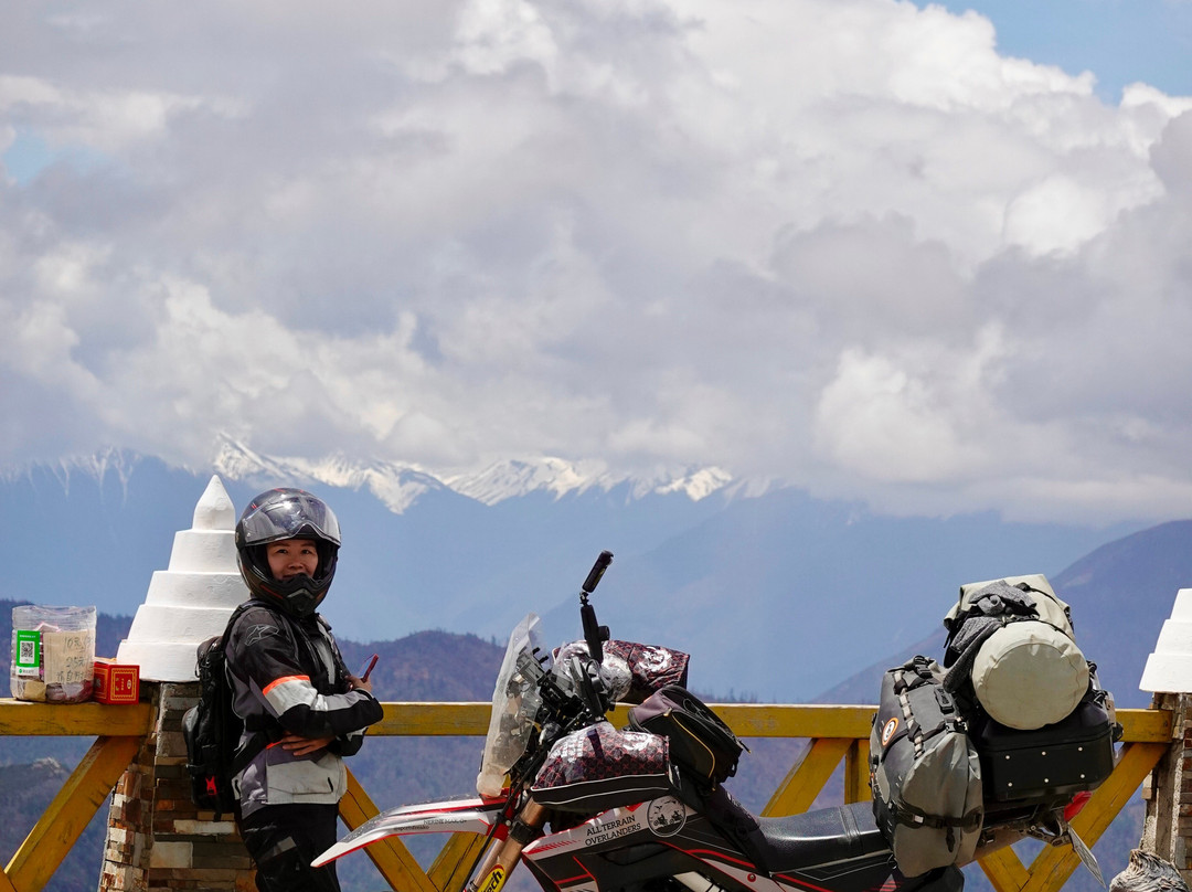 RideChina Motorcycle Tours-昆明市必去景点