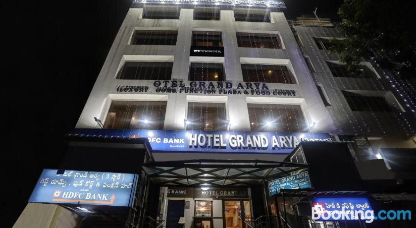Hotel Grand Arya主图