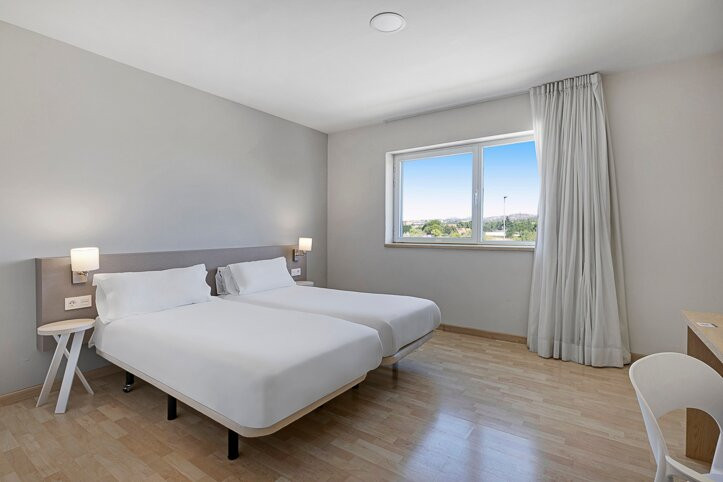 拉斯洛萨旅行酒店主图