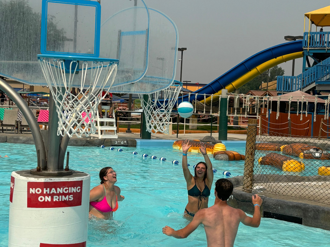 Roaring Springs Waterpark-默里迪恩必去景点