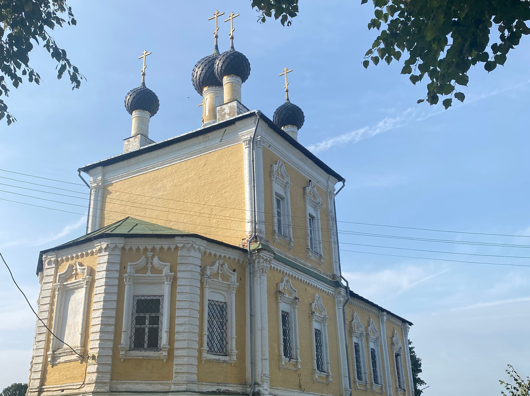 Church of The Holy Martyrs Florus and Laurus景点图片