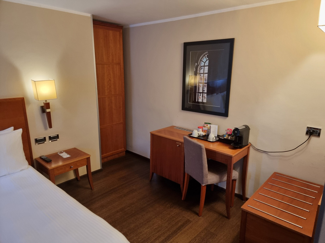 卡塞塔卡瓦列利酒店主图