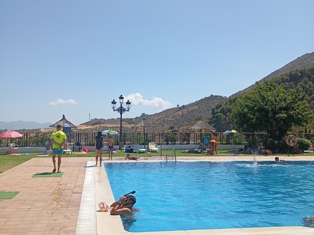 Piscina Municipal Rafael Flores Ramírez景点图片