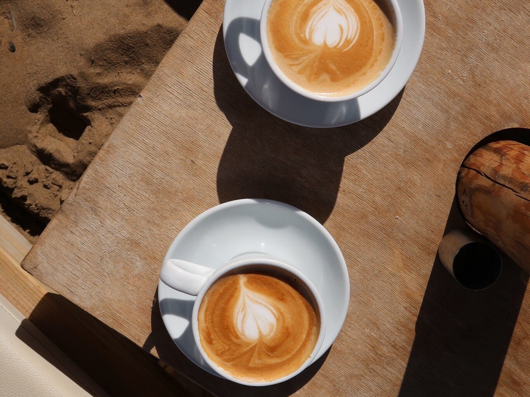 Ammos & Ilios-阿吉亚玛丽娜必去景点