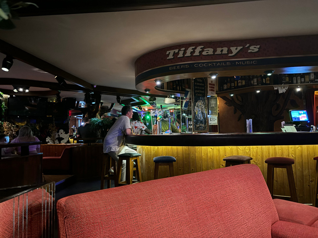 Tiffany's Pub-Calas de Majorca必去景点