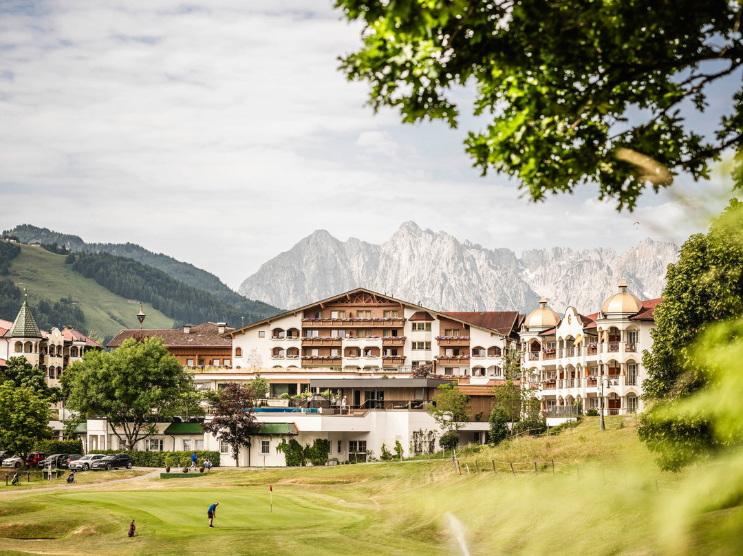 Koessen酒店住宿-Peternhof Wohlfuhlresort