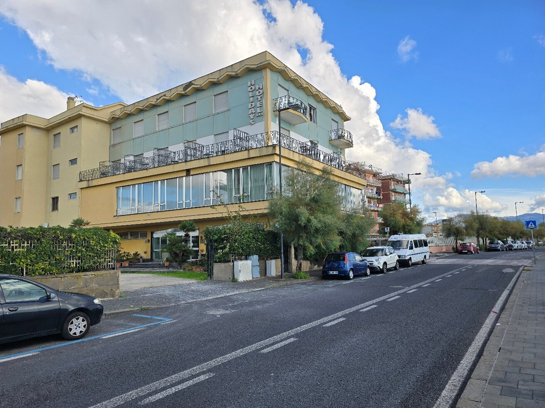 Hotel Holidays主图