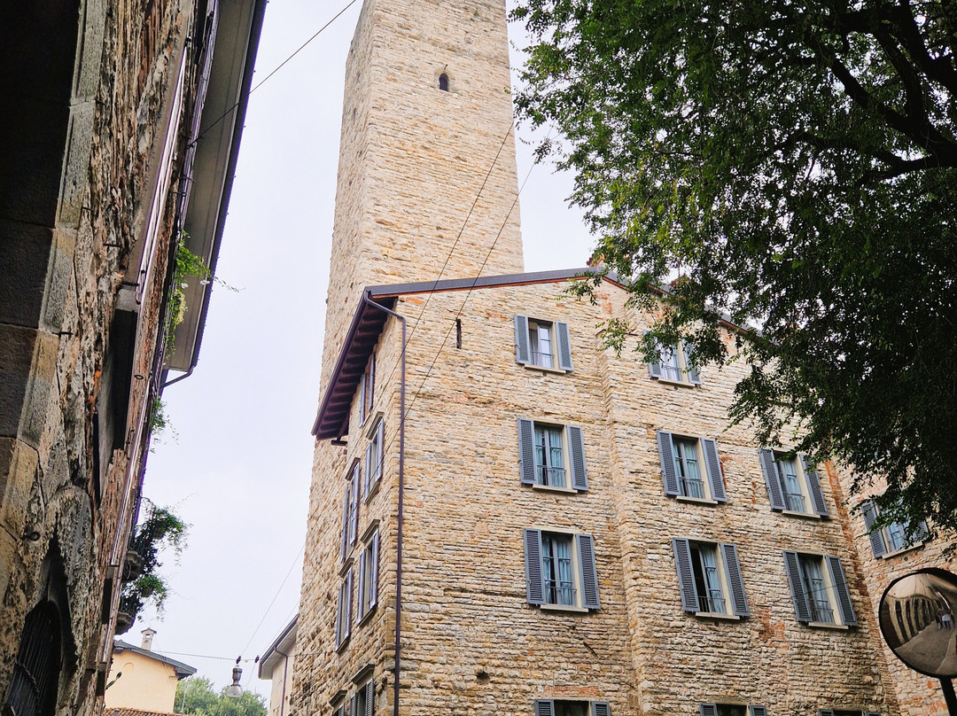 Torre del Gombito-贝加莫必去景点