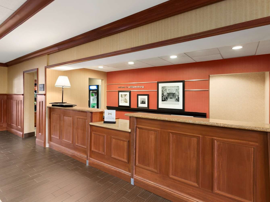 Hampton Inn & Suites Williamsburg Historic District主图