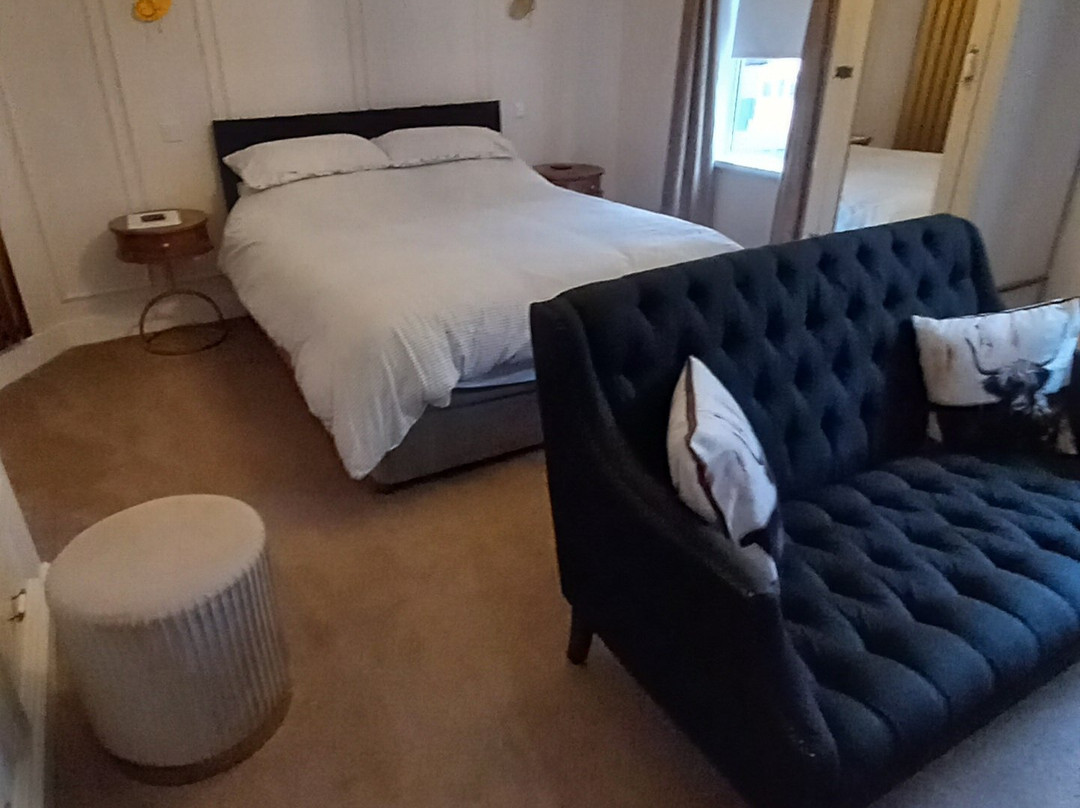 Linroy Guest House主图