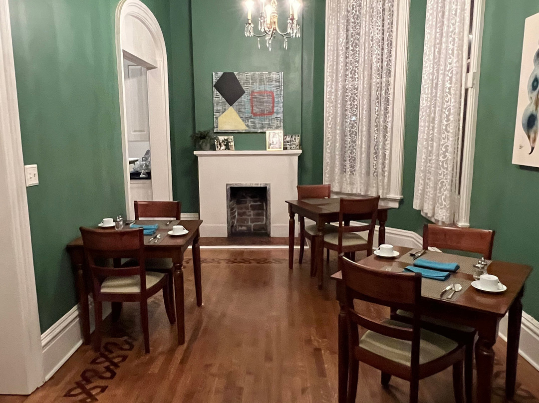 The James Lee House主图