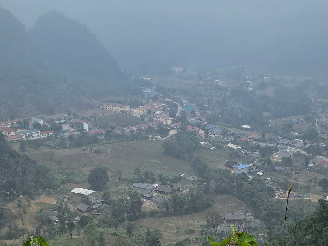 Bee's Ha Giang Tours景点图片