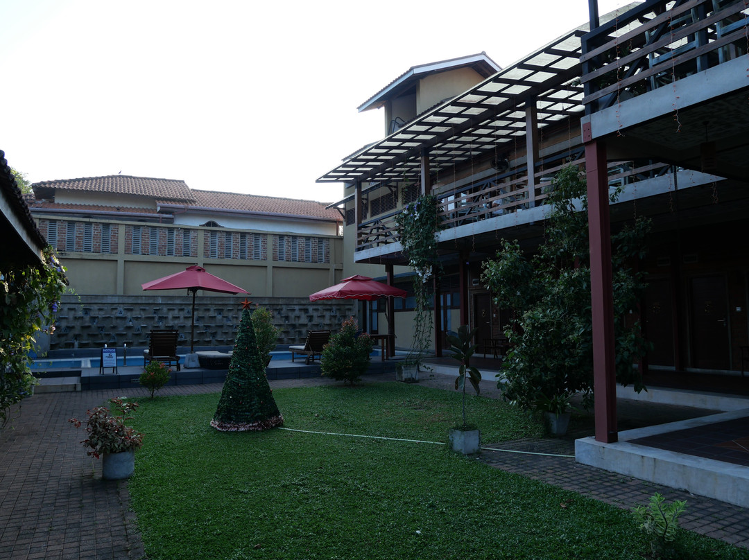 Olinia Airport Hotel主图