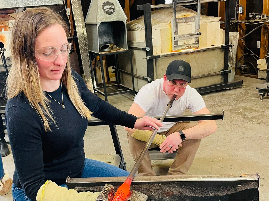 Blown Away Glass Studio-伊劳拉必去景点