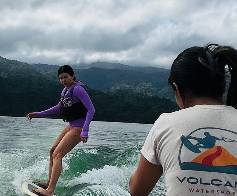Volcano Watersports. Wakeboard, Wakesurf, Waterski, Tubing.景点图片