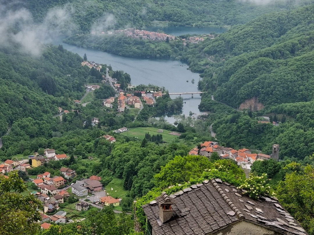 Oasi di Campocatino-Vagli Sotto必去景点