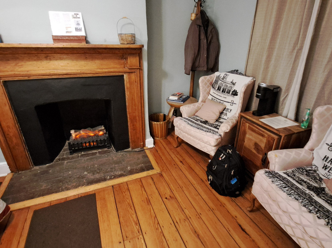 The Town's Inn主图