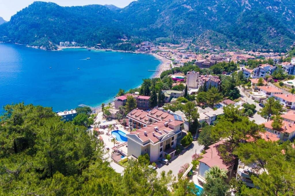 Meril Club Hotel Spa
