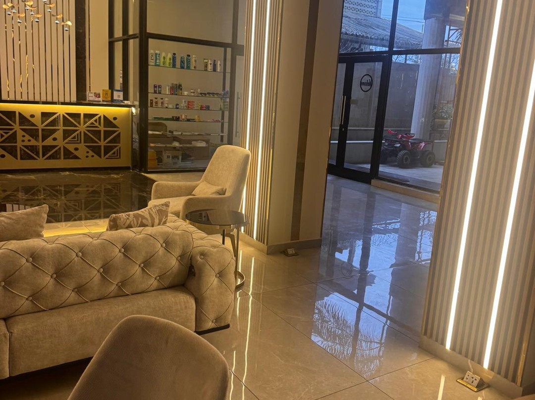 Bella Casa Hotel主图